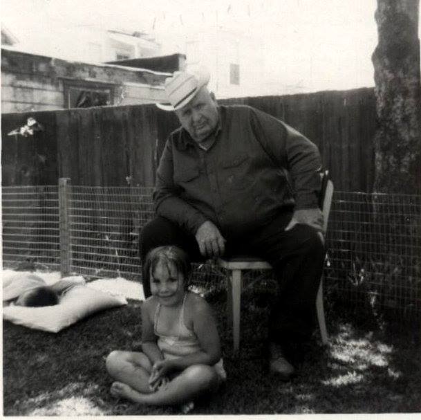 This image has an empty alt attribute; its file name is 1898290_422951634505697_890002502_n.jpg