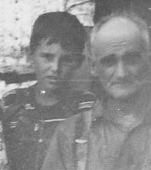 This image has an empty alt attribute; its file name is 21.jpg